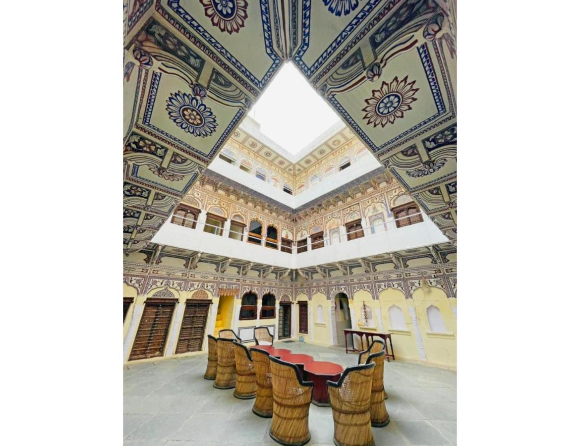 Singhasan Haveli, Mandawa Apartamento Exterior foto