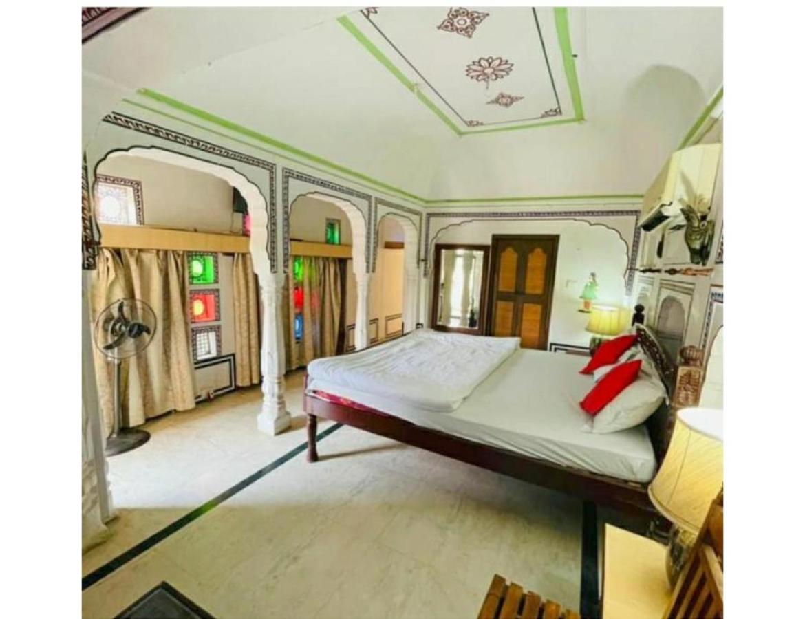 Singhasan Haveli, Mandawa Apartamento Exterior foto