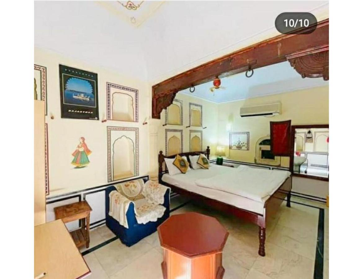 Singhasan Haveli, Mandawa Apartamento Exterior foto