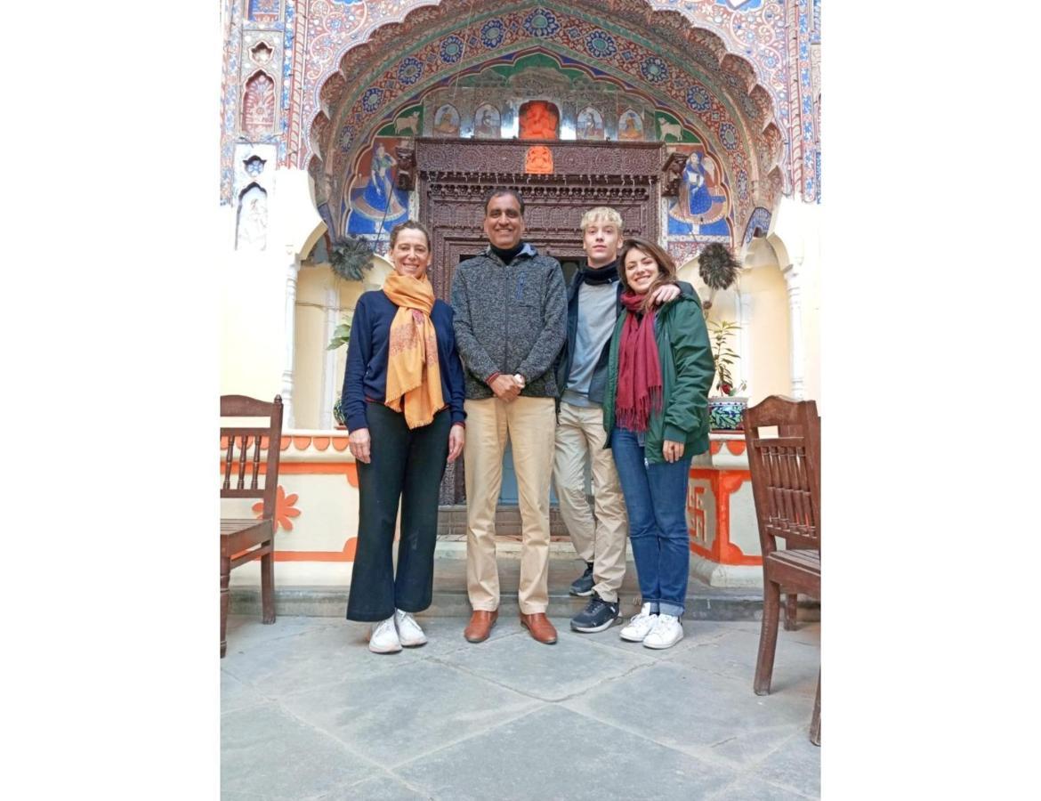 Singhasan Haveli, Mandawa Apartamento Exterior foto