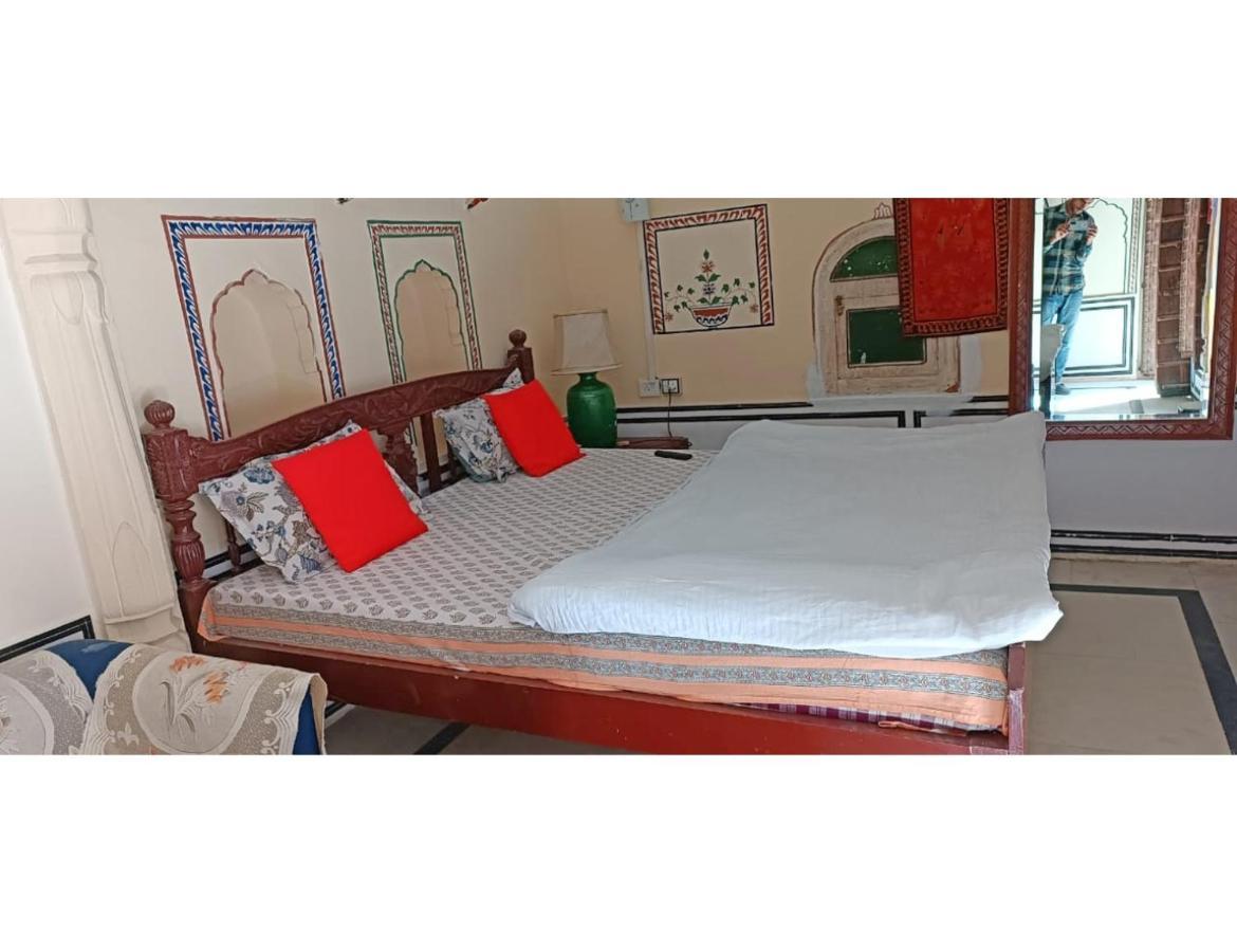 Singhasan Haveli, Mandawa Apartamento Exterior foto