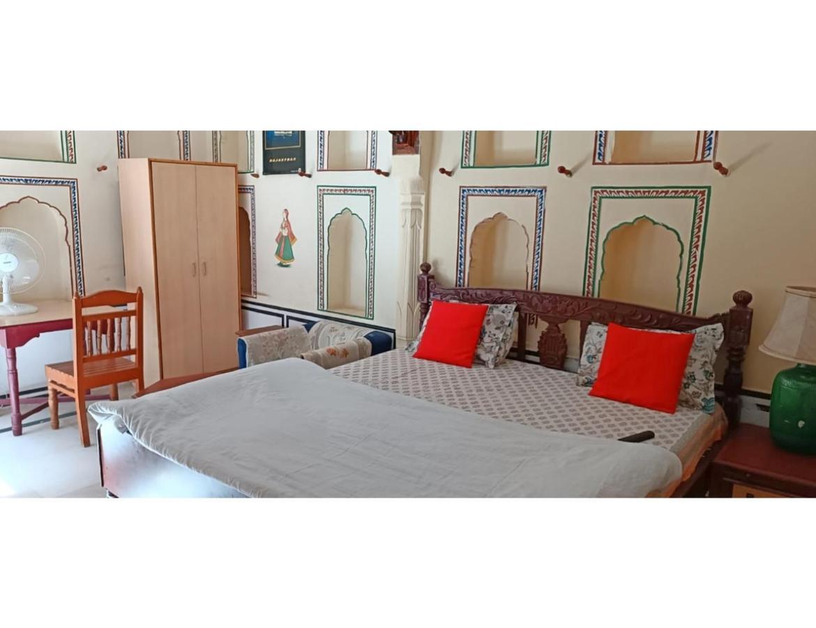 Singhasan Haveli, Mandawa Apartamento Exterior foto