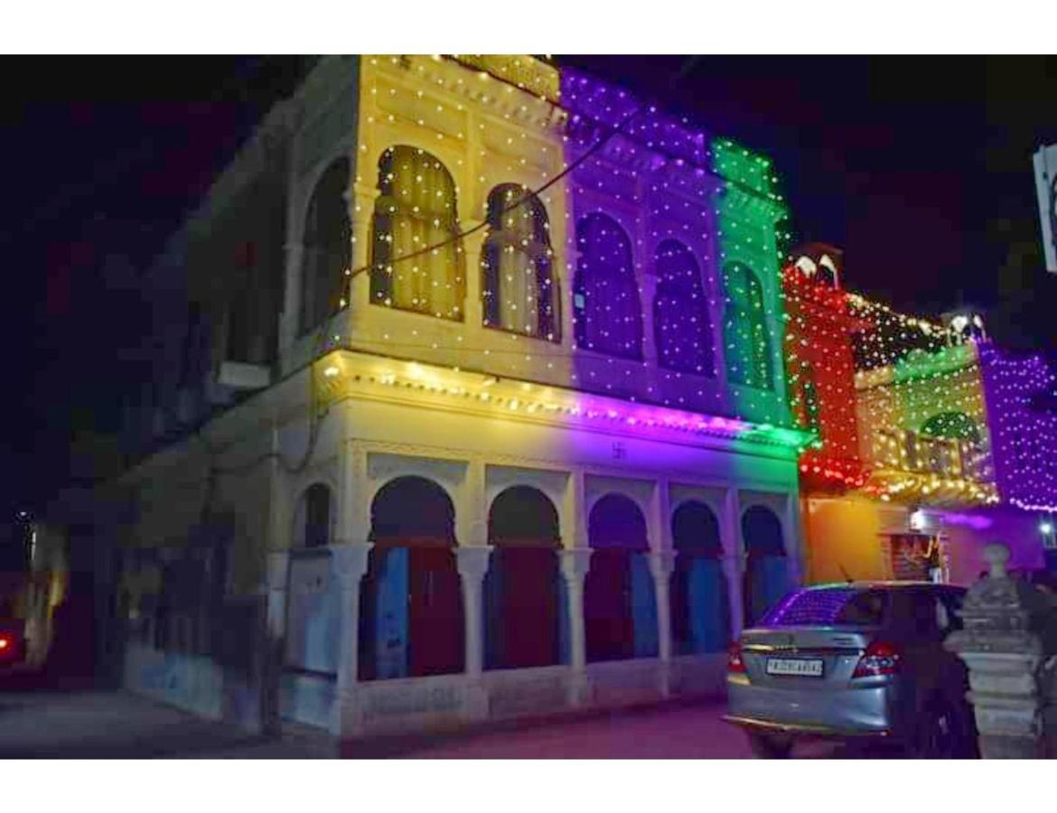 Singhasan Haveli, Mandawa Apartamento Exterior foto